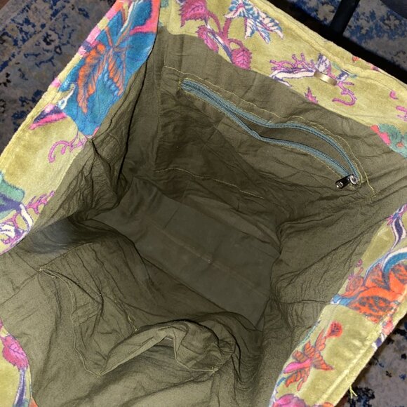 VINTAGE VELVET FLORAL TOTE/HOBO BAG - Picture 5 of 5